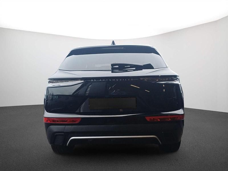 Gebraucht DS Automobiles DS7 Crossback Performance Line Plus 131 PS (96 kW) 2023 Lackierung schwarz perla nera/metallic klarlack SUV