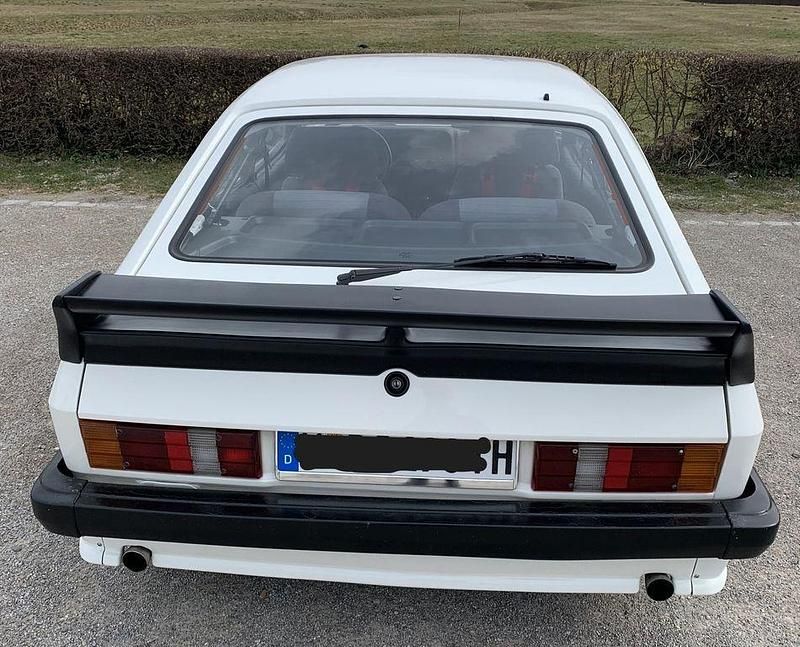 Gebraucht Ford Capri 101 PS (74 kW) 1984 Weiß Coupé