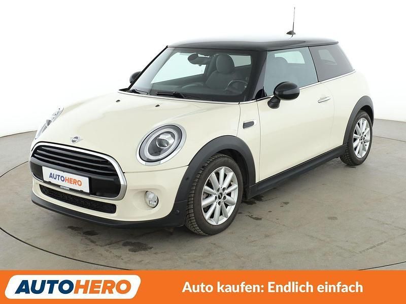 Second-hand Mini Cooper 136 CP (100 kW) 2018 Alb Hatchback