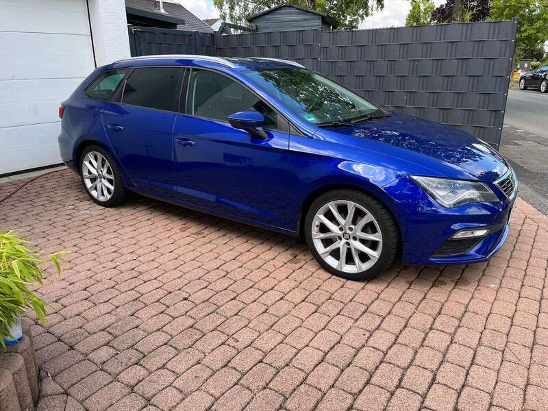 Blau Gebraucht 2017 Seat Leon ST FR Kombi | 12.750 € (Guter Preis) - Bild 1/4