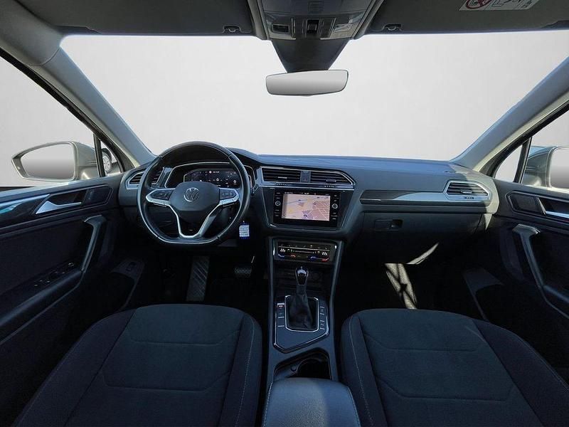 Gebraucht VW Tiguan Elegance 150 PS (110 kW) 2023 Uranograu SUV