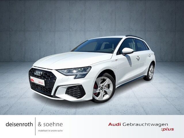 Weiss Gebraucht 2022 Audi A3 Sportback e-tron Business Limousine | 26.420 € (Etwas zu teuer) - Bild 1/3