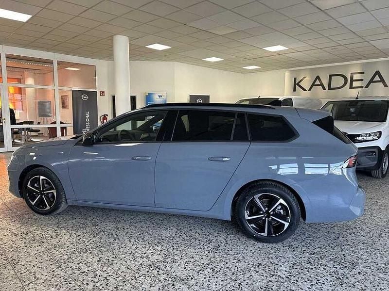 Neu Opel Astra Edition 145 PS (106 kW) 2026 Grafik grau Kombi