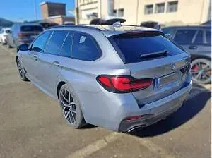 Gebraucht BMW 530 292 PS (214 kW) 2023 Grau (skyscraper grau) Kombi