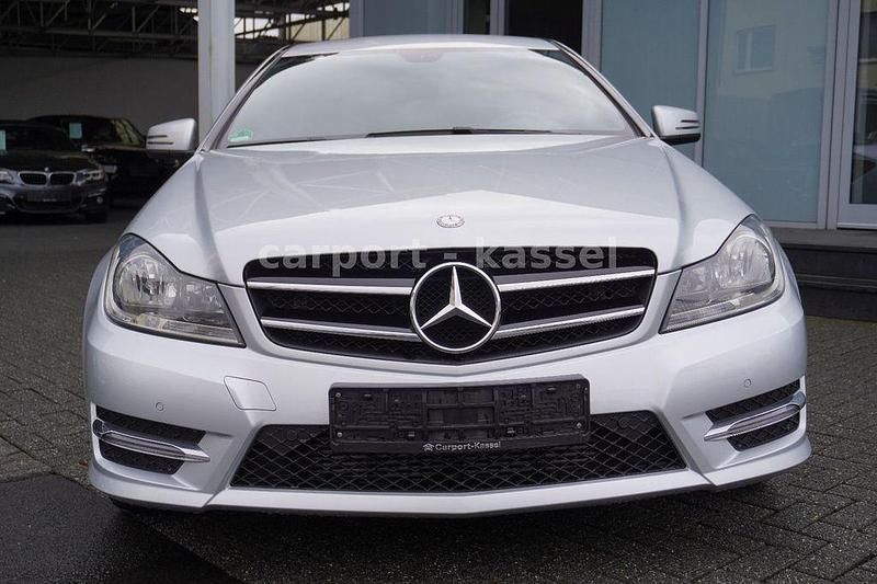 Gebraucht Mercedes C180 AMG 156 PS (114 kW) 2015 Silber Coupé