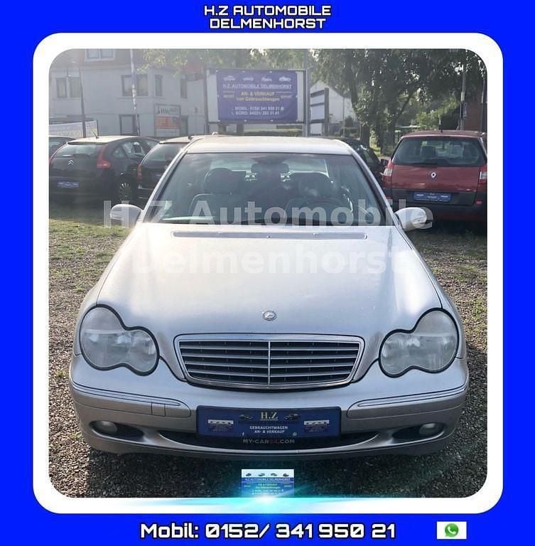 Silber Gebraucht 2001 Mercedes C320 Elegance Limousine | 1.500 € (Fairer Preis) - Bild 1/4