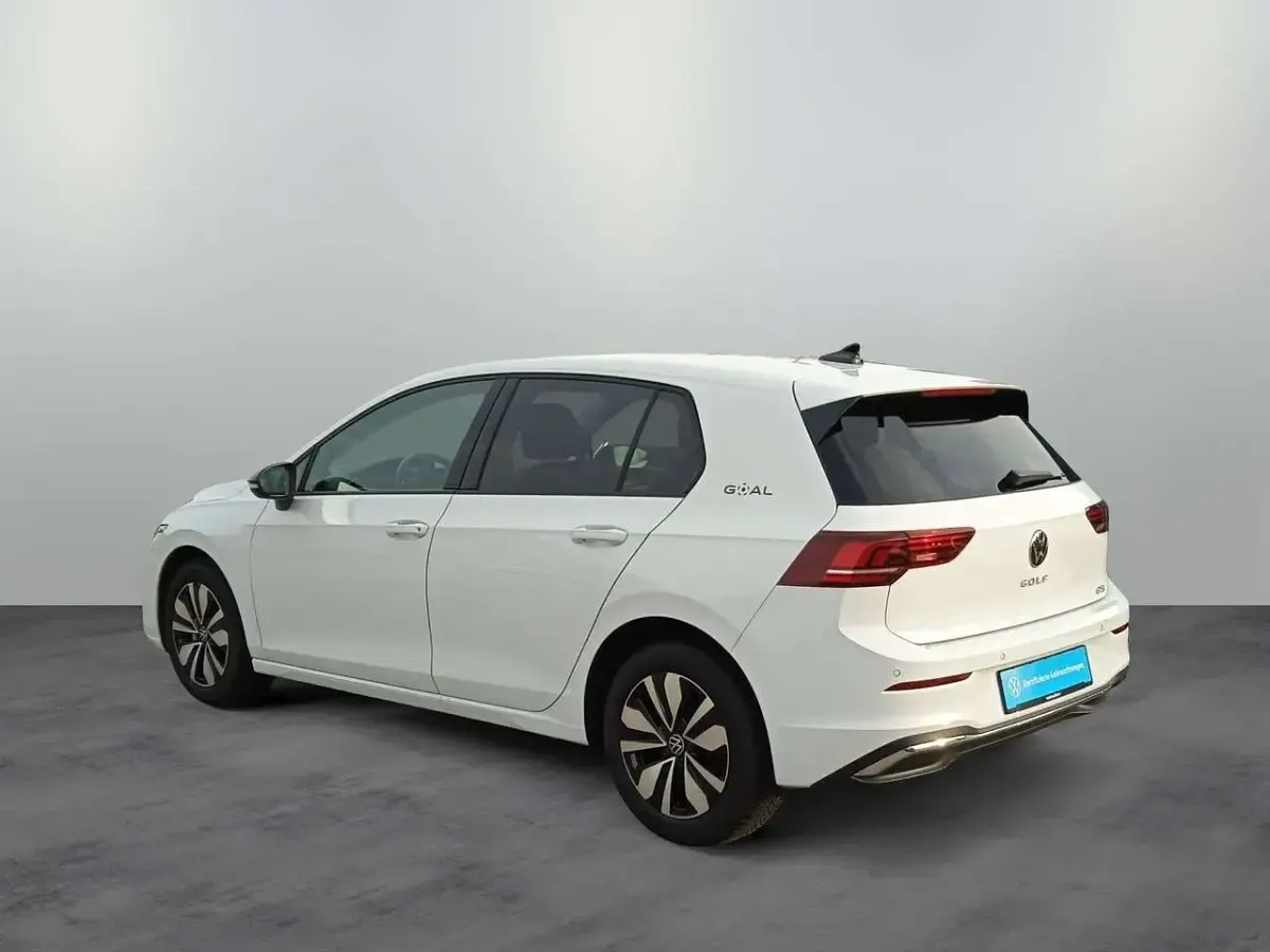 Gebraucht VW Golf VIII Goal 116 PS (85 kW) 2025 Pure white Limousine