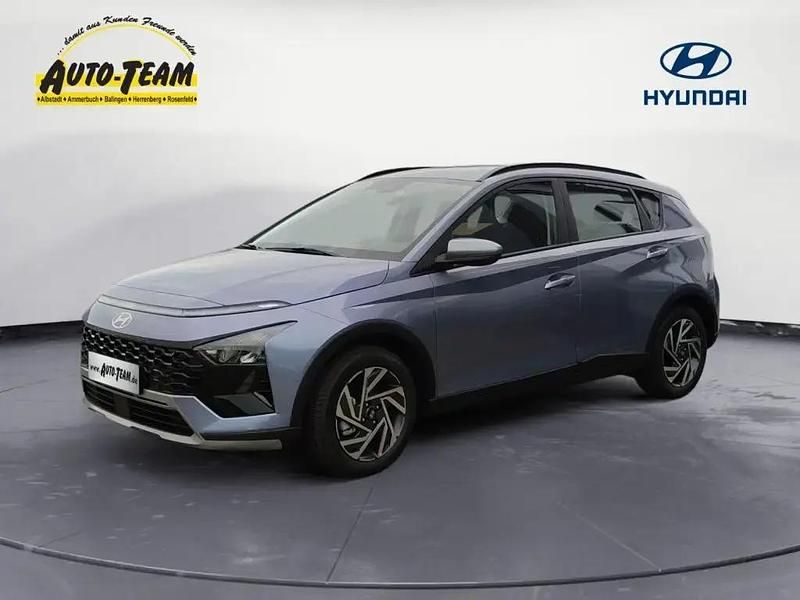 Blau Neu 2025 Hyundai Bayon Trend SUV | 25.750 € (Teuer) - Bild 1/4