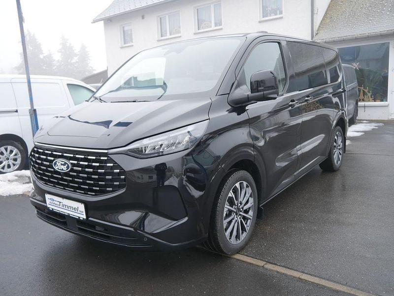 Schwarz Neu 2025 Ford Tourneo Titanium X Van / Kleinbus | 58.295 € (Fairer Preis) - Bild 1/4