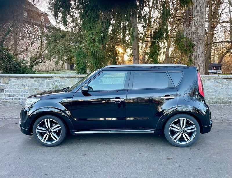 Gebraucht Kia Soul Spirit 132 PS (97 kW) 2014 Schwarz SUV