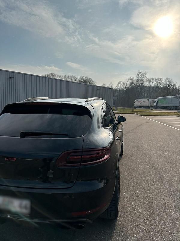 Gebraucht Porsche Macan GTS 360 PS (264 kW) 2019 Schwarz SUV