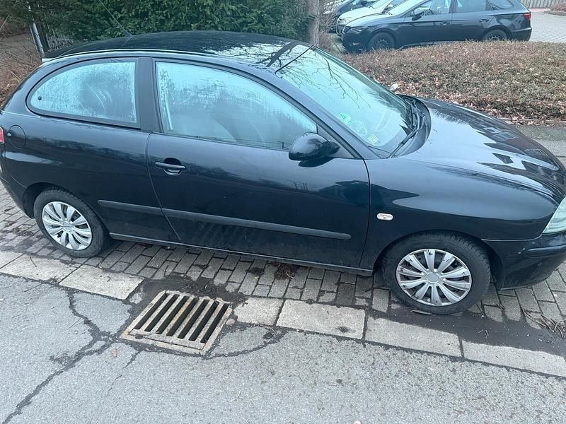 Gebraucht Seat Ibiza 75 PS (55 kW) 2004 Schwarz Kleinwagen