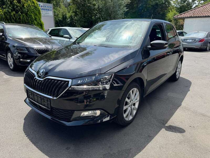 Schwarz Gebraucht 2019 Skoda Fabia Clever Kombi | 11.490 € (Guter Preis) - Bild 1/4