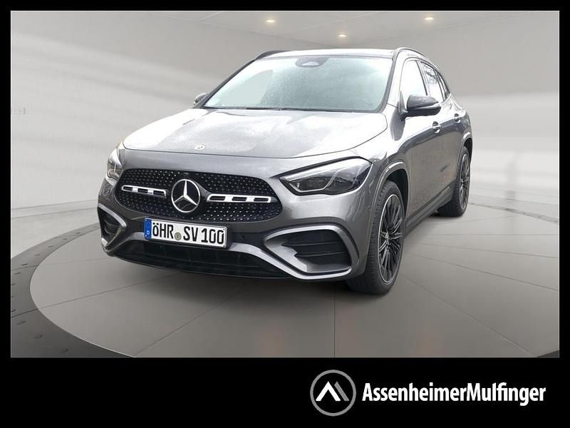 Metalliclack mountaingrau Gebraucht 2025 Mercedes GLA200 SUV | 47.980 € (Teuer) - Bild 1/4