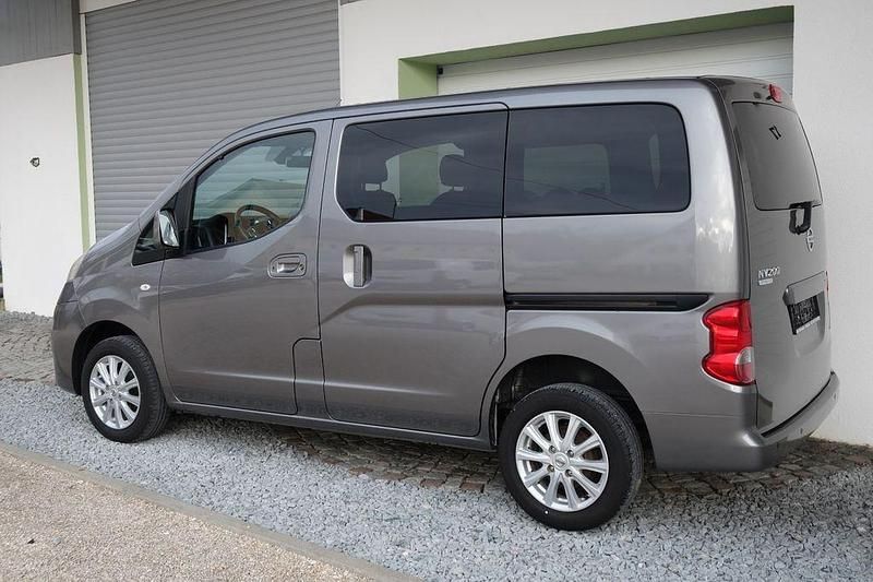 Gebraucht Nissan NV200 Tekna 110 PS (80 kW) 2017 Grau Van / Kleinbus