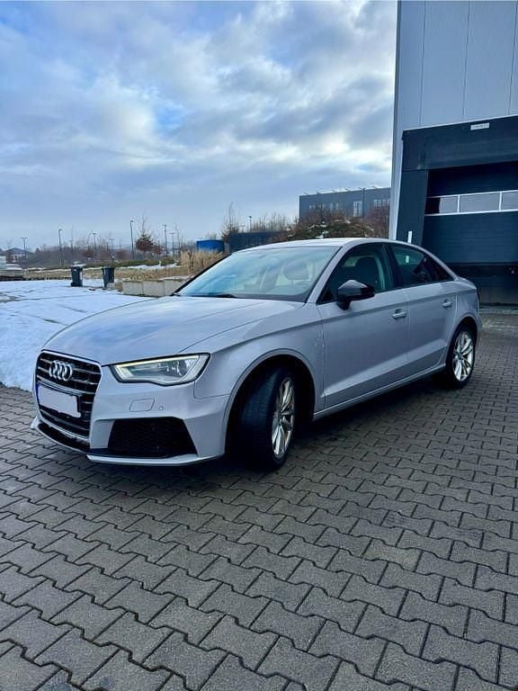 Gebraucht Audi A3 Attraction 180 PS (132 kW) 2014 Limousine