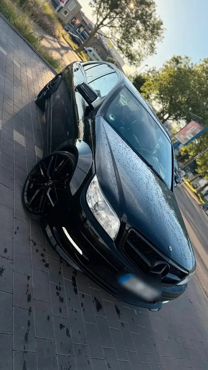 Gebraucht Mercedes C300 AMG 231 PS (169 kW) 2010 Schwarz Limousine
