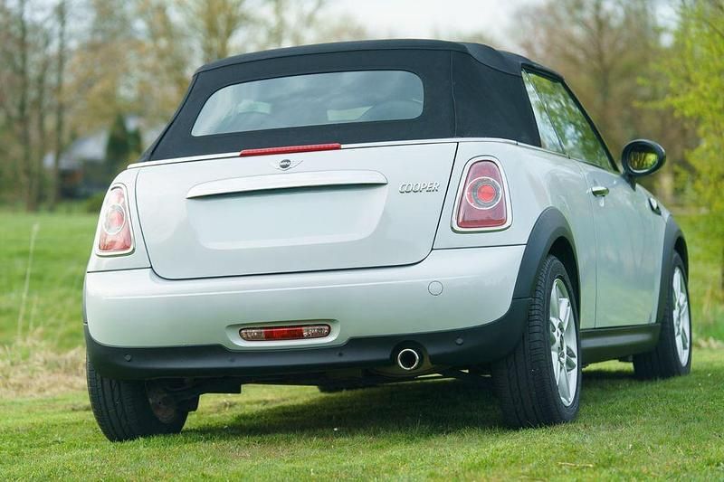 Usado Mini Cooper 122 HP (89 kW) 2011 Prateado Citadino