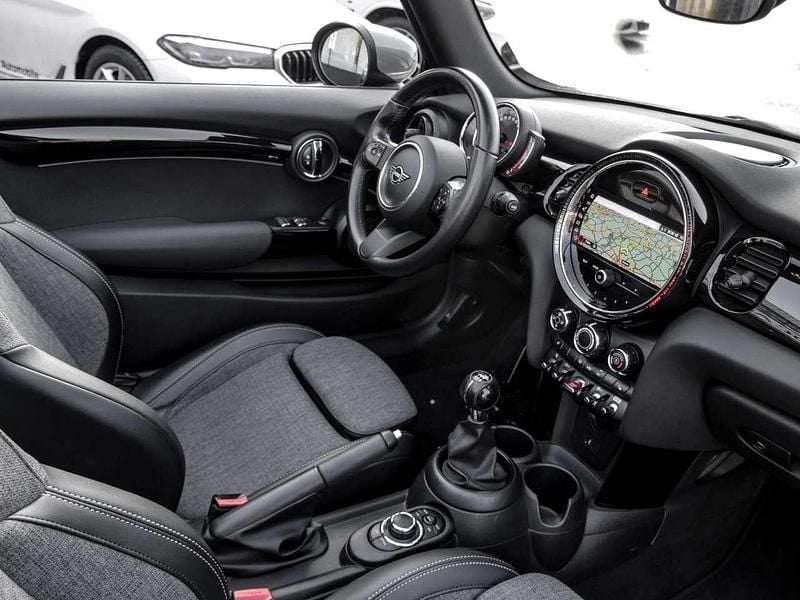 Gebraucht Mini One Cabriolet Classic 102 PS (75 kW) 2022 Moonwalk grey () Cabrio