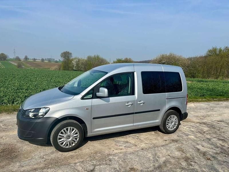 Gebraucht VW Caddy Trendline 105 PS (77 kW) 2014 Silber Van / Kleinbus