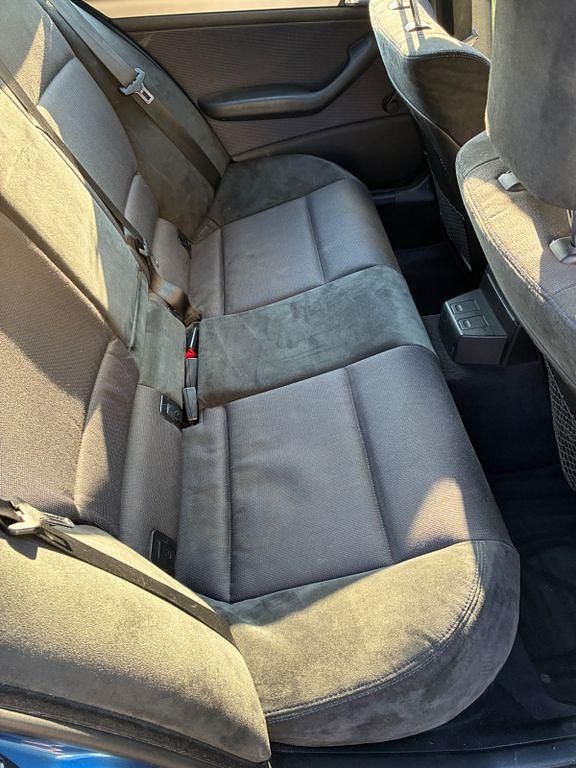 Gebraucht BMW 318 Performance 143 PS (105 kW) 2005 Blau Kombi