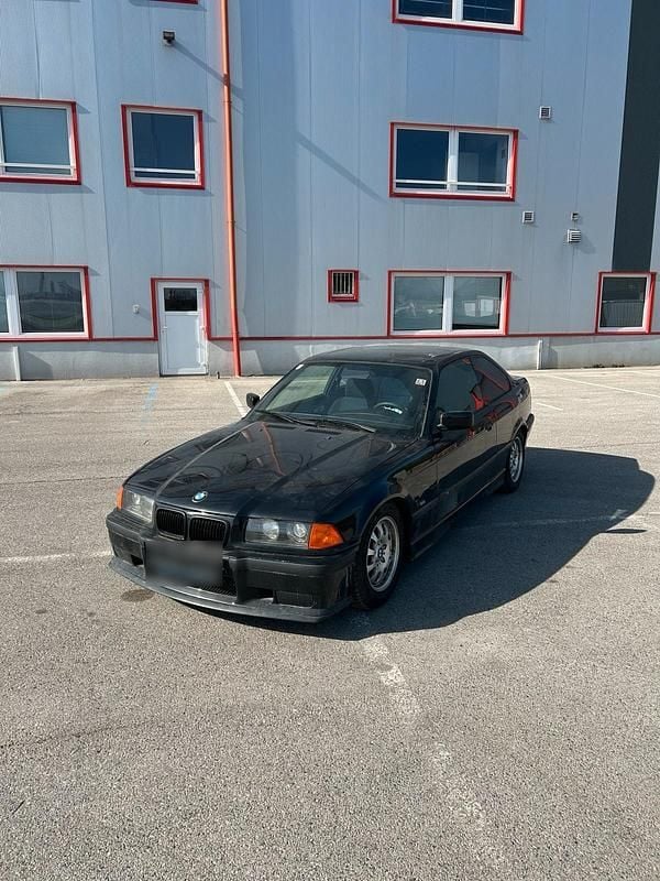 Gebraucht BMW 323 170 PS (125 kW) 1997 Schwarz Coupé