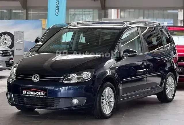 Gebraucht VW Touran Cup 105 PS (77 kW) 2015 Night blue Van / Kleinbus