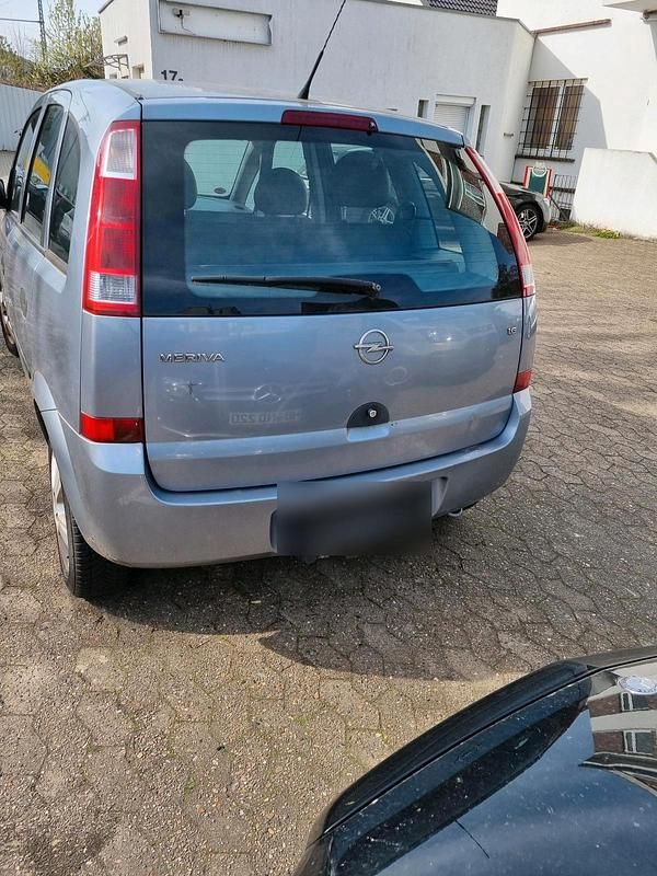 Gebraucht Opel Meriva 80 PS (58 kW) 2005 Silber Van / Kleinbus