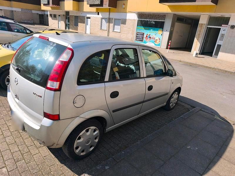 Gebraucht Opel Meriva Enjoy 101 PS (74 kW) 2004 Silber Van / Kleinbus