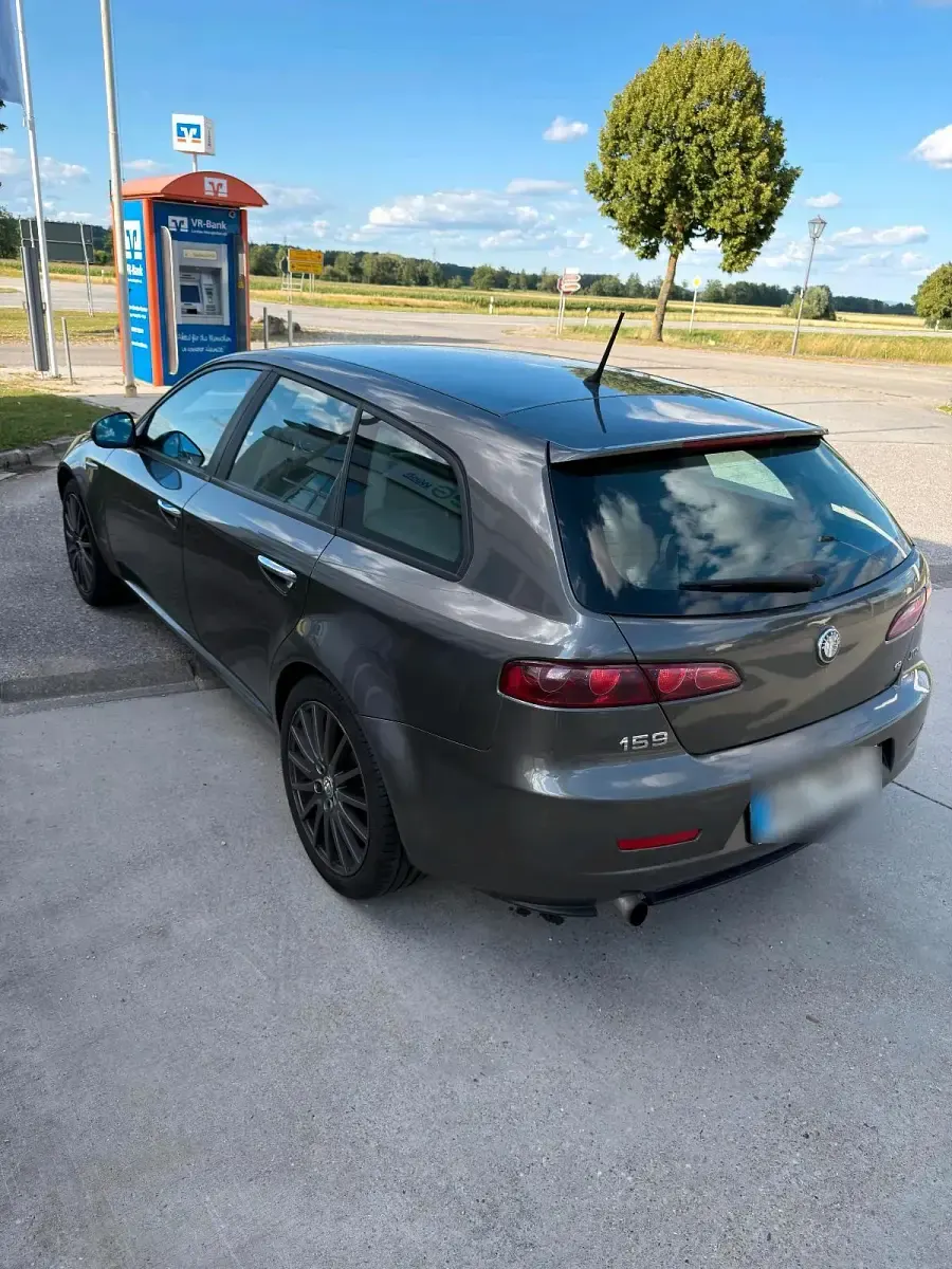Gebraucht Alfa Romeo 159 150 PS (110 kW) 2008 Silber Kombi