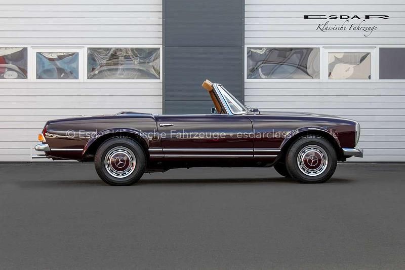 Gebraucht Mercedes SL280 170 PS (125 kW) 1969 Dunkelrot 542 (glasurit) Cabrio