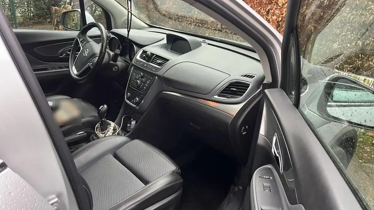 Gebraucht Opel Mokka 140 PS (102 kW) 2012 Grau SUV