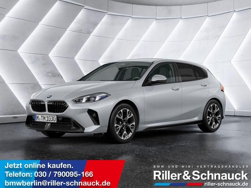Grau Neu 2025 BMW 120 M Sport Kleinwagen | 36.290 € (Fairer Preis) - Bild 1/4