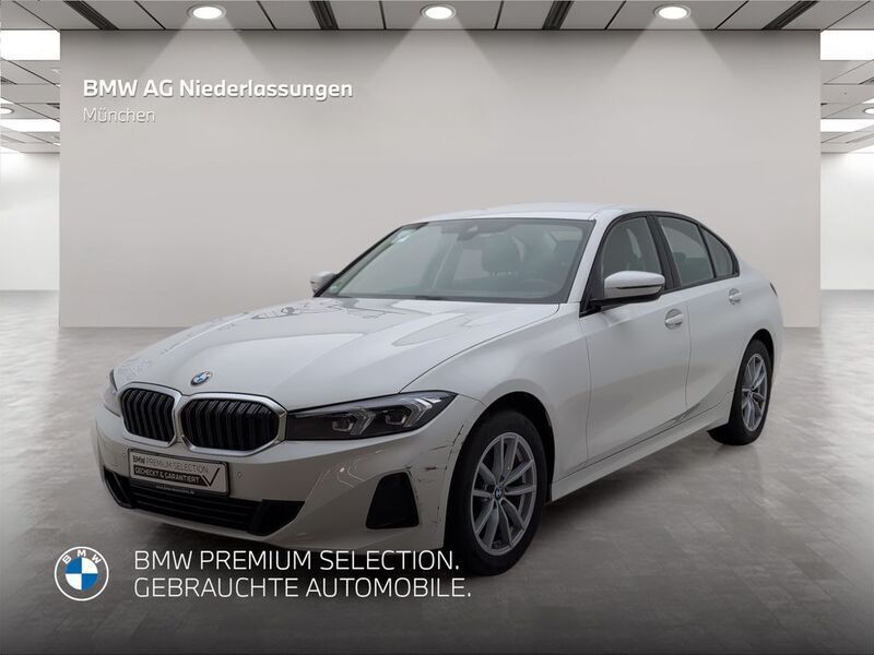 Weiß Gebraucht 2023 BMW 318 Shadowline Limousine | 32.206 € (Guter Preis) - Bild 1/2