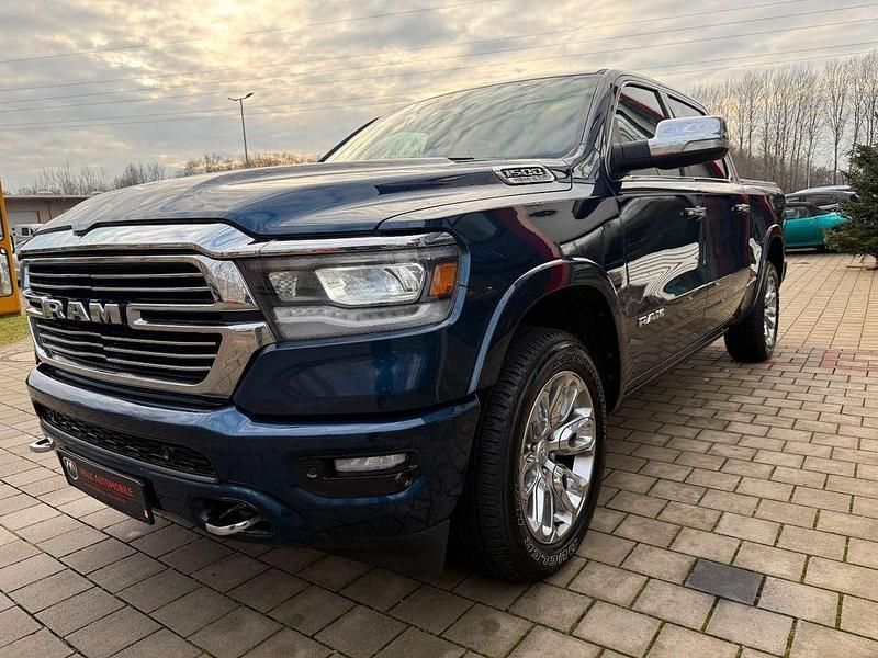 Gebraucht Dodge Ram 401 PS (294 kW) 2022 Blau Pickup