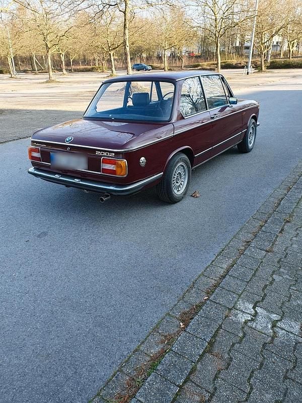 Gebraucht BMW 2002 100 PS (73 kW) 1974 Rot Limousine
