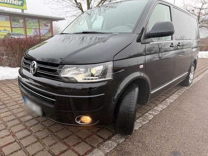 Schwarz Gebraucht 2015 VW Multivan Highline Van | 28.000 € (Superpreis) - Bild 1/4