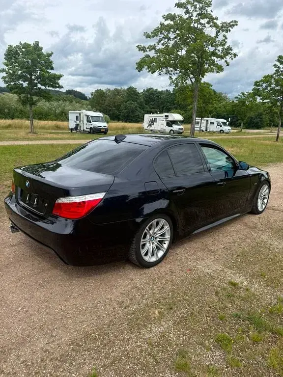 Gebraucht BMW 525 M Sport 197 PS (144 kW) 2008 Schwarz Limousine