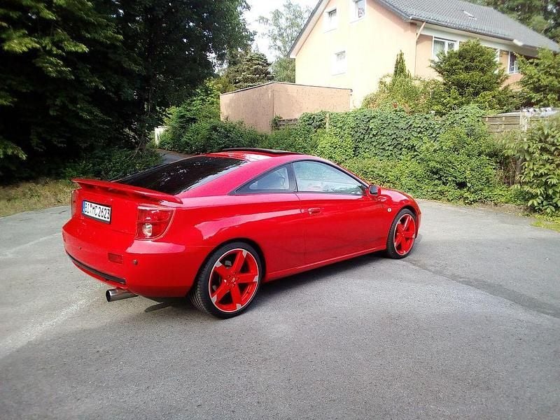 Gebraucht Toyota Celica 143 PS (105 kW) 2000 Rot Coupé
