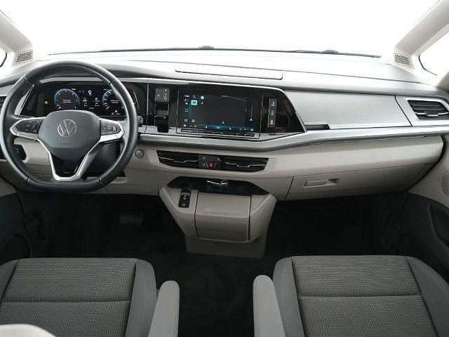 Gebraucht VW Multivan Life 150 PS (110 kW) 2025 Deep black perleffekt Van