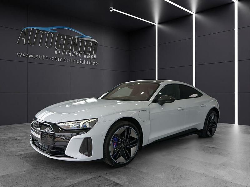 Weiß Gebraucht 2022 Audi RS e-tron GT Sport Limousine | 74.980 € (Teuer) - Bild 1/4