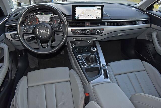 Gebraucht Audi A4 Advanced 150 PS (110 kW) 2020 Weiß Kombi