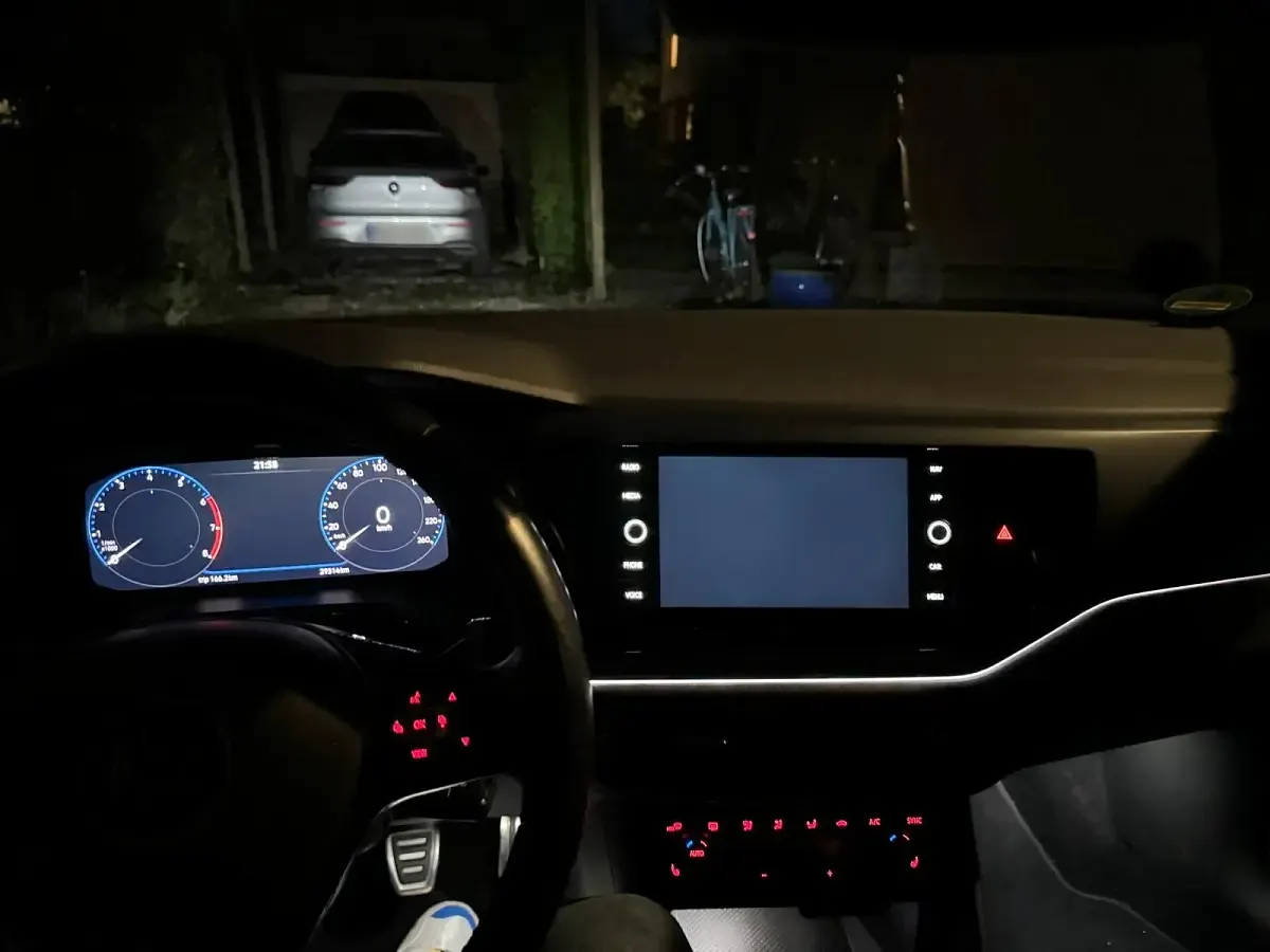 Gebraucht VW Polo United 110 PS (80 kW) 2021 Orange Kleinwagen