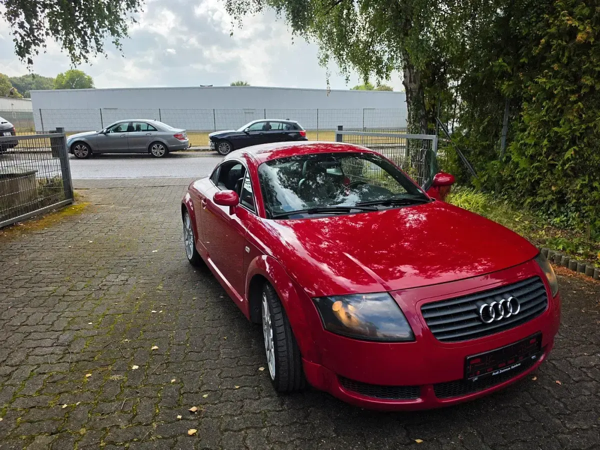 Gebraucht Audi TT 179 PS (131 kW) 2001 Rot Coupé