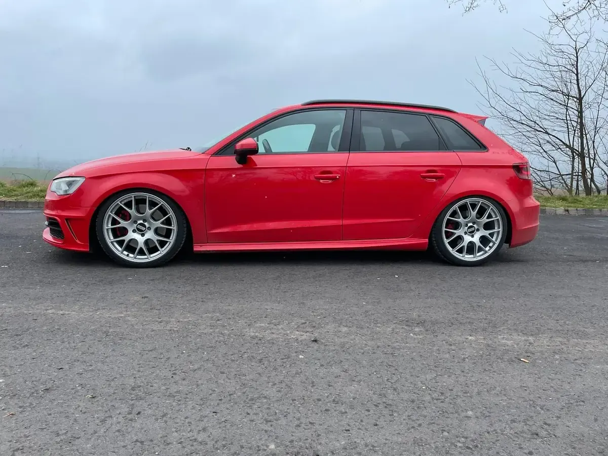 Gebraucht Audi S3 300 PS (220 kW) 2016 Rot