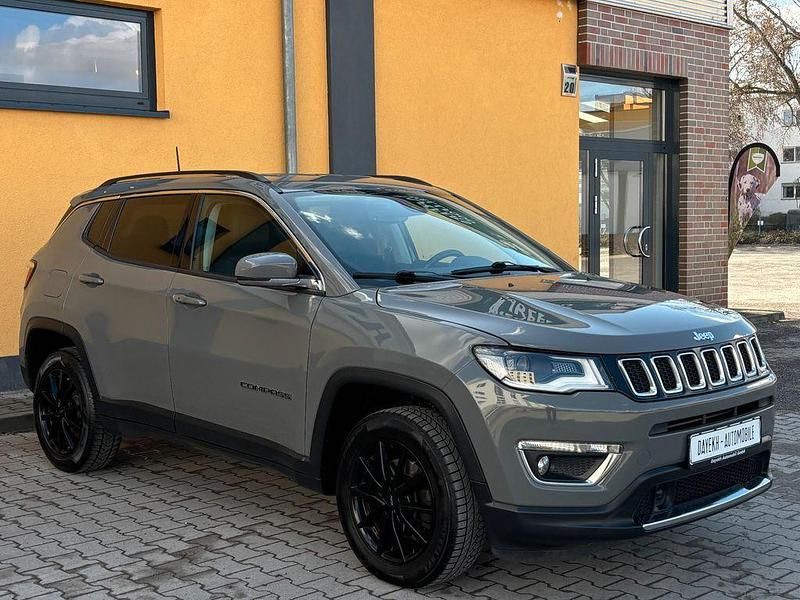 Gebraucht Jeep Compass Limited 170 PS (125 kW) 2020 Grau SUV