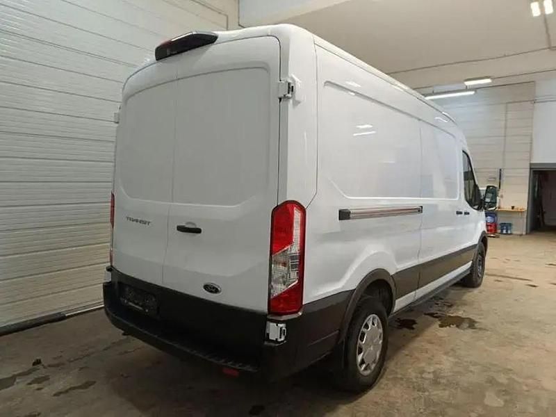 Gebraucht Ford Transit Trend 131 PS (96 kW) 2023 Weiß Abholung