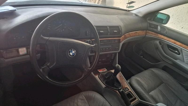 Gebraucht BMW 520 170 PS (125 kW) 1998 Silber Limousine