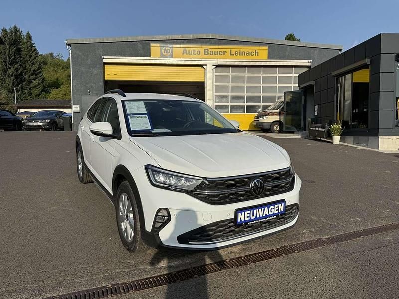 Neu VW Taigo Life 95 PS (69 kW) 2025 Pure white SUV