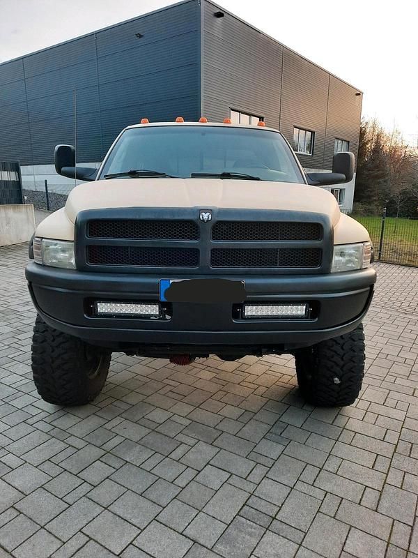 Gebraucht Dodge Ram 250 PS (183 kW) 1999 Beige Pickup